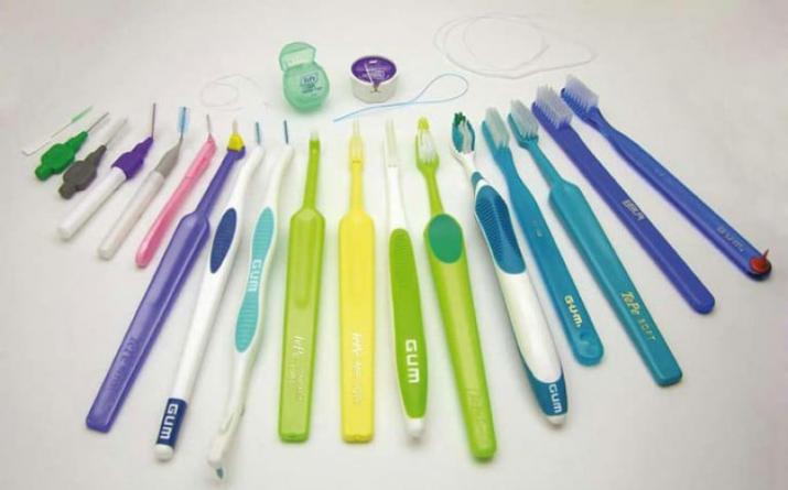 هل يساعد خيط تنظيف الأسنان ومعجون الأسنان الخاص في الحفاظ على النظافة؟